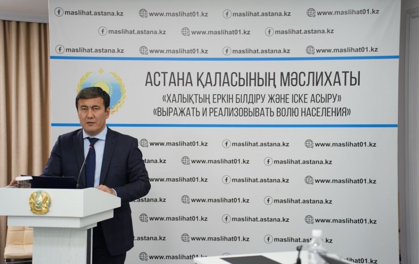 Астана мәслихатында көлік және жол-көлік инфрақұрылымын дамыту саласындағы 2026-2028 жылдарға арналған жобалар талқыланды